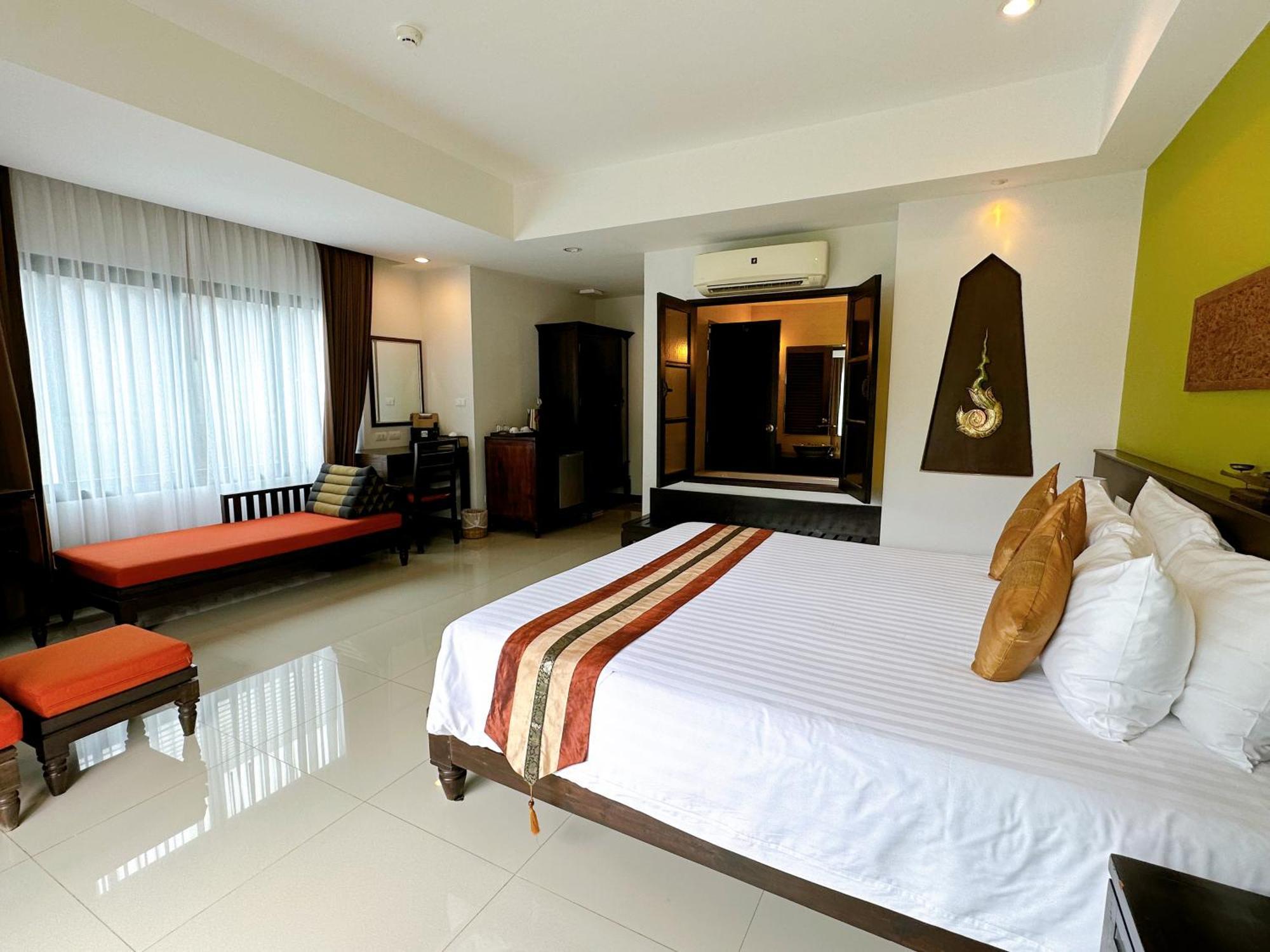 Navatara Phuket Resort Rawai Dış mekan fotoğraf