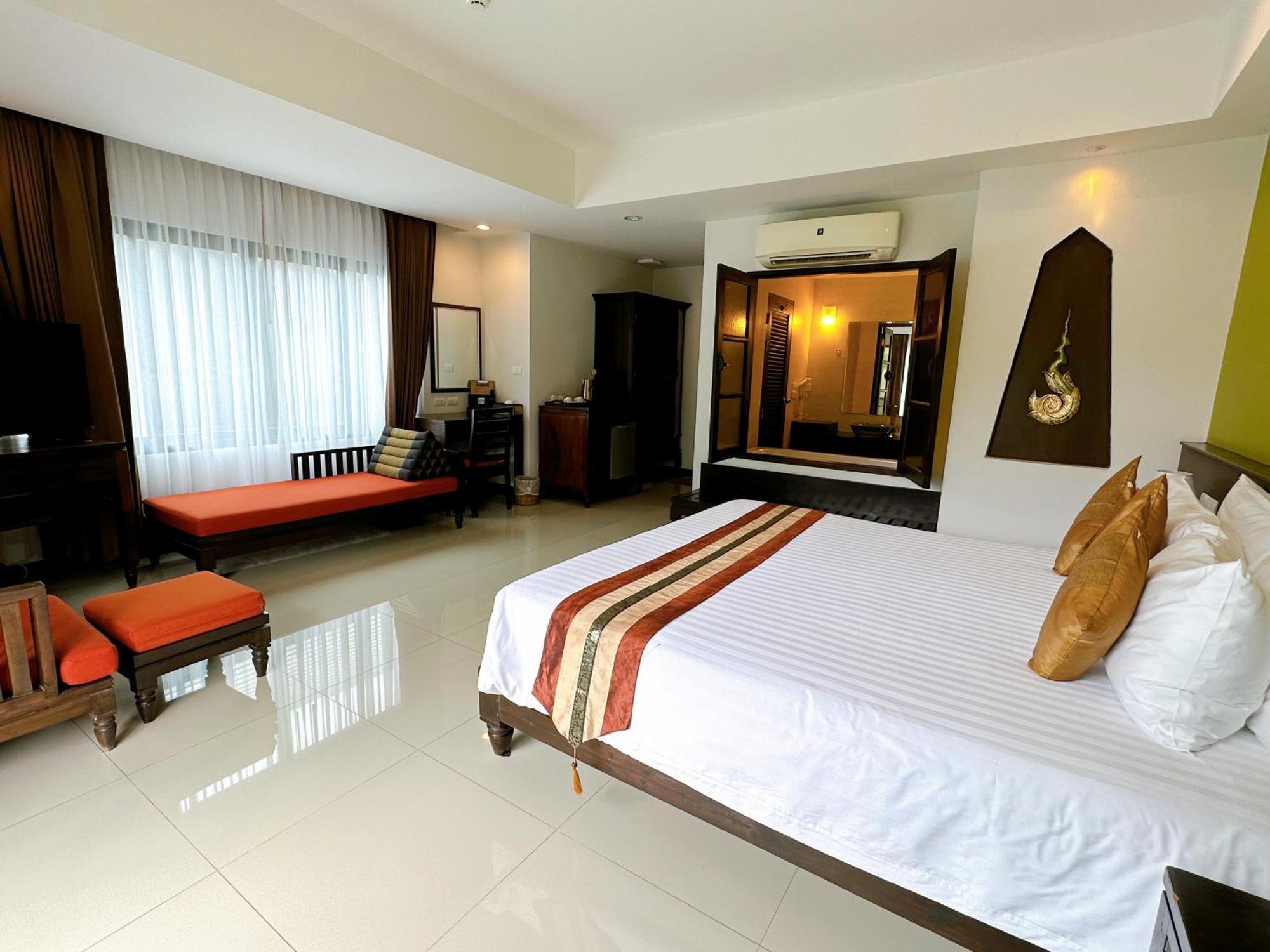 Navatara Phuket Resort Rawai Dış mekan fotoğraf