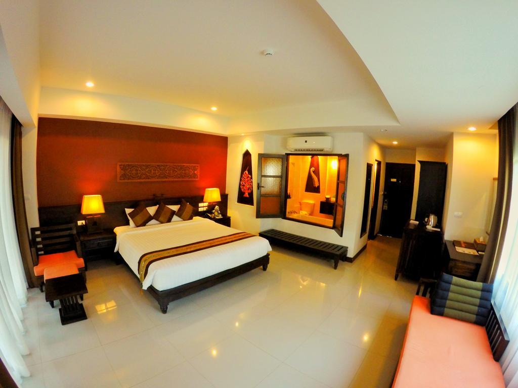 Navatara Phuket Resort Rawai Dış mekan fotoğraf